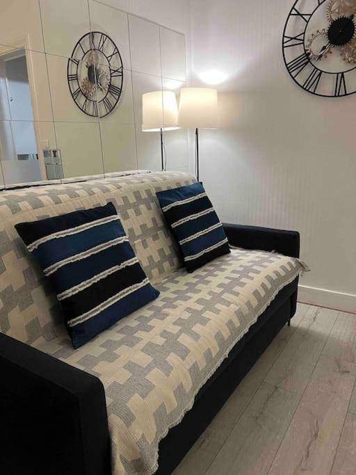 T2 Cosy Et Lumineux Au Coeur De Paris12 Appartamento