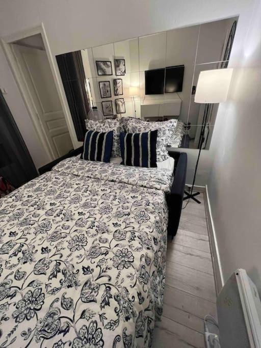 T2 Cosy Et Lumineux Au Coeur De Paris12 * Parigi